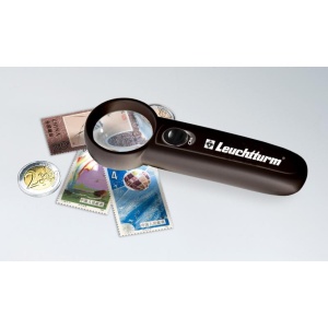 Compact magnifier with 6 x magnification with LED lamp