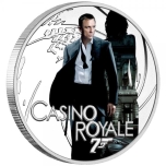 "Джеймс Бонд - Казино «Рояль»". Тувалу 1/2 $ 2022 года. 99,99% серебряная монета с цветной печатью, 15,553 гp.