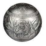 « Леопард"  Джибути 2000 франков 2023.г. сферическая 99.9% серебряная монета с антик обработкой . 1 килограмм. 